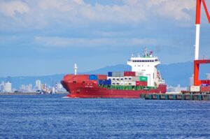 FCAとFOBの価格の違いを徹底解説！輸出業務のポイントと選び方