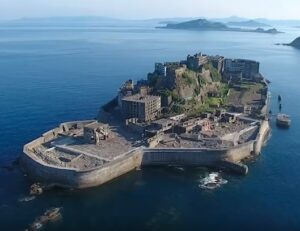 軍艦島クルーズを徹底比較！料金・航路で選ぶ後悔しないツアーを紹介